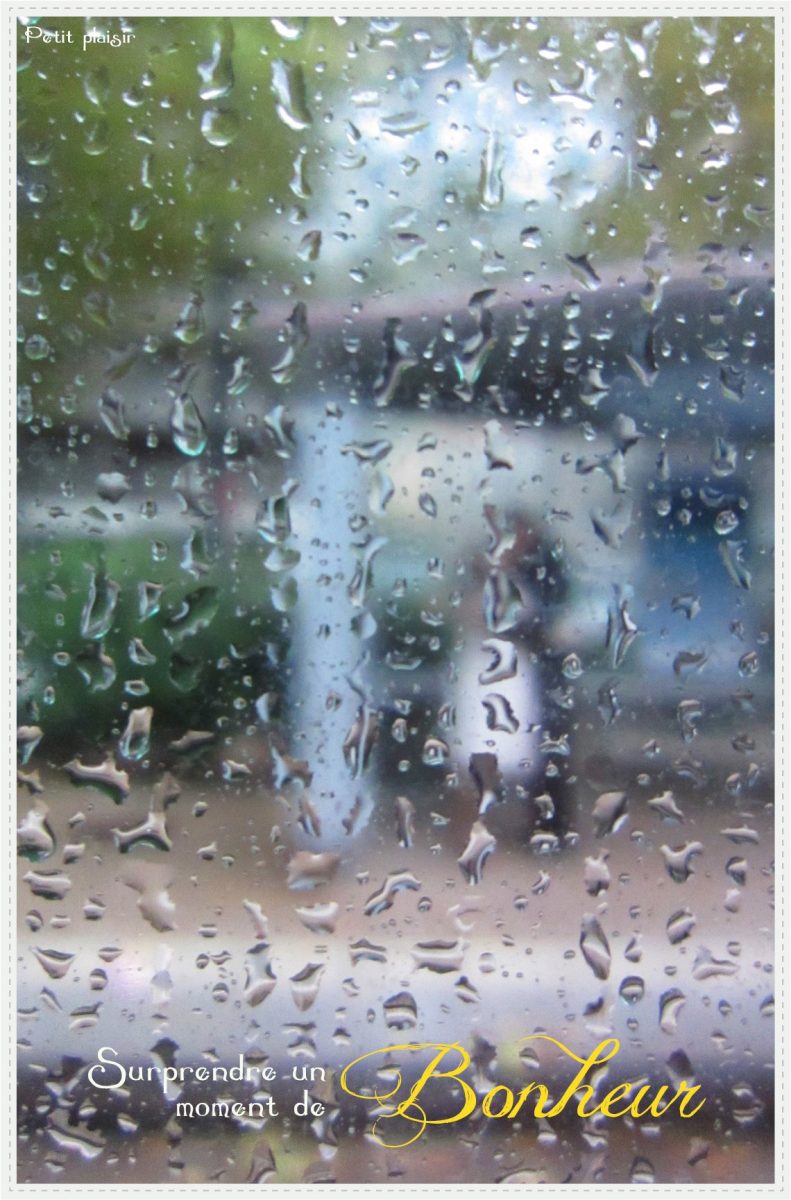 Surprendre un petit moment de bonheur sous la pluie